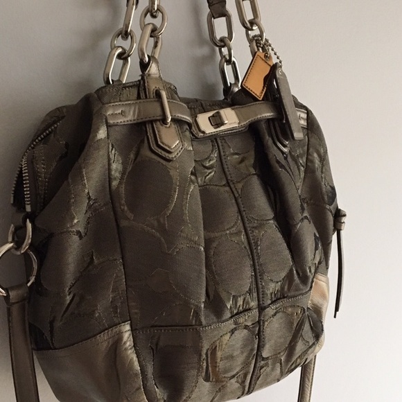 Coach Limited Edition Poppy Bag SZ L Authentic - Picture 6 of 6